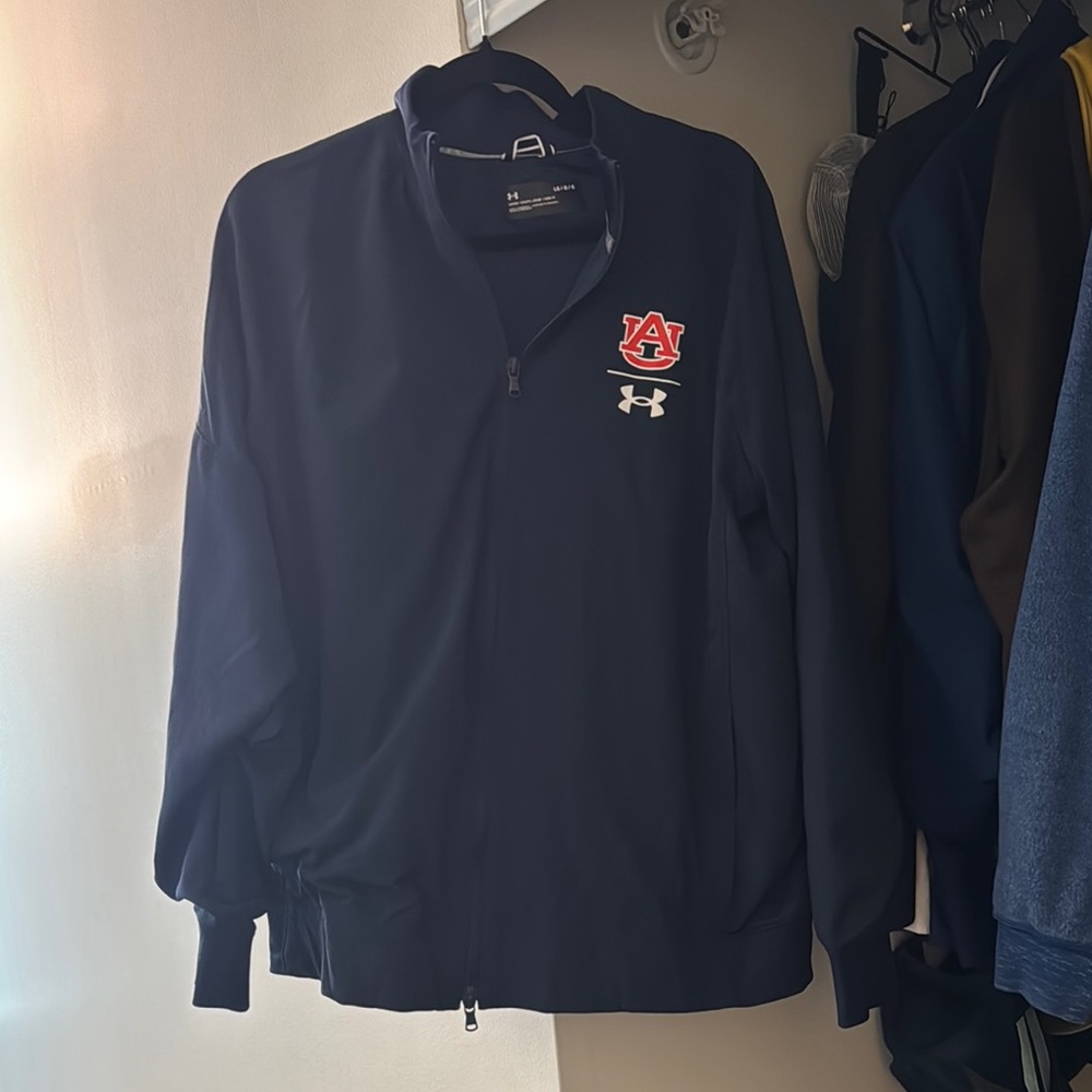 Under Armour Men's Navy Windbreaker with Logo